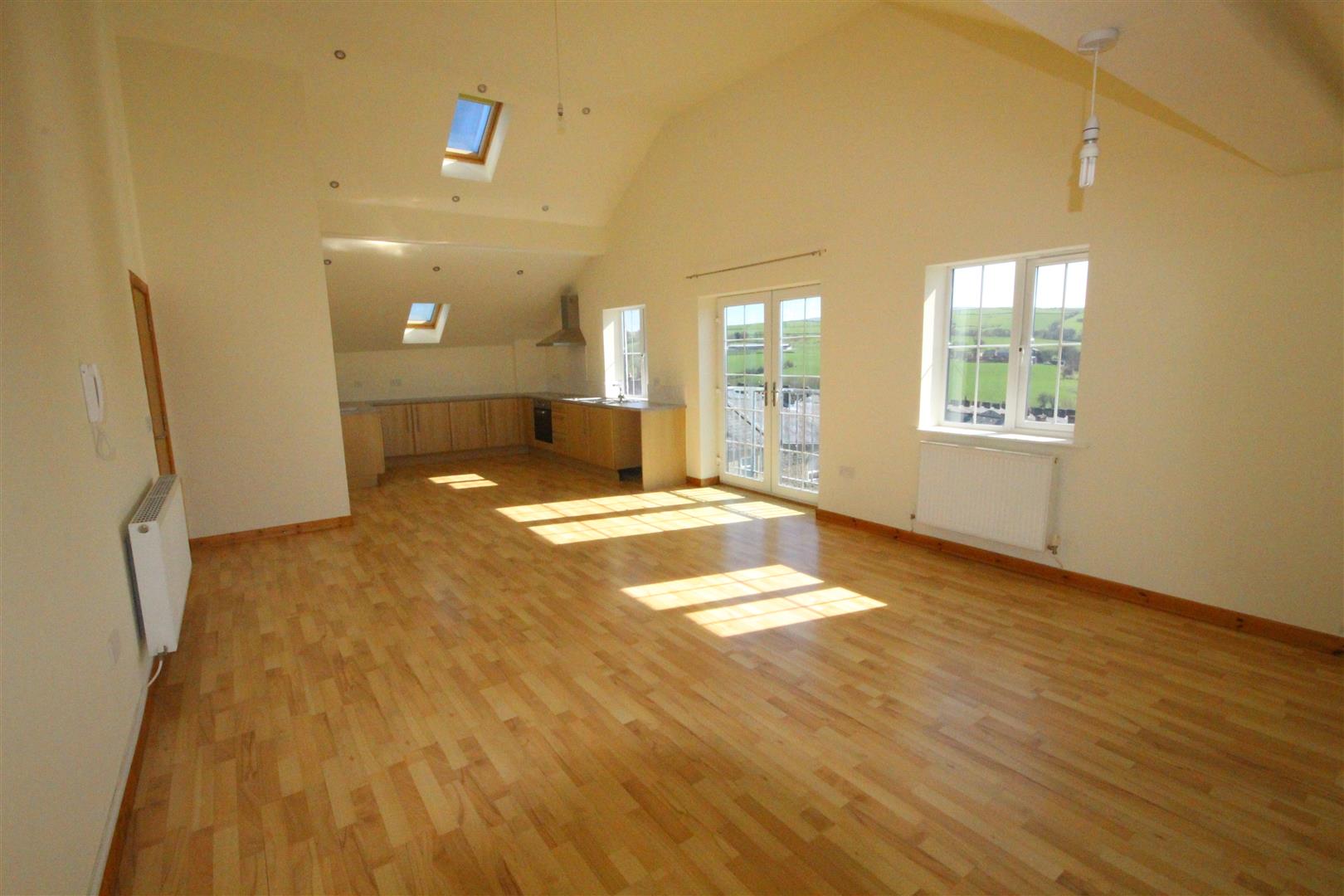 2 bedroom apartment For Sale in Colne - IMG_9525.JPG
